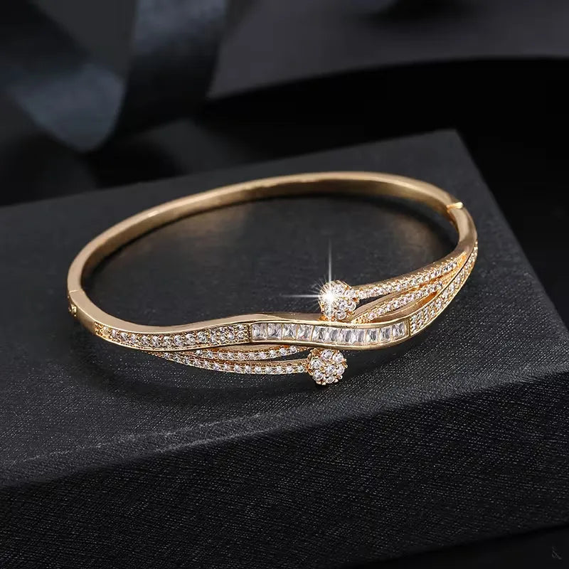 Olivia – Stilvolles und vielseitiges Damenarmband