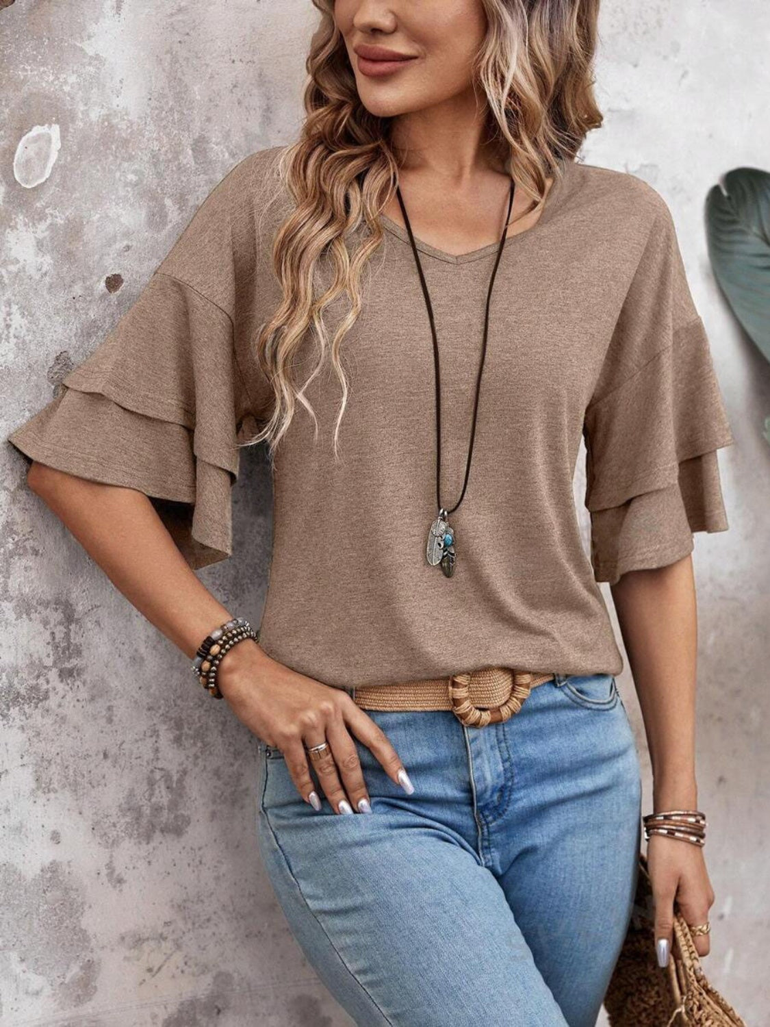 Clara™ | Bluse mit V-Ausschnitt und Rüschenärmeln